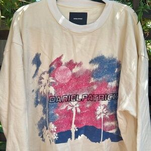 Daniel Patrick Extra Large Men's Light Sweater Logo New XL Crew Designer